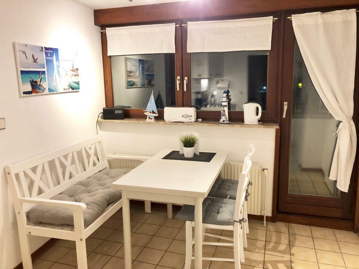 Apartments Zur Schoenen Aussicht บือซุม ภายนอก รูปภาพ